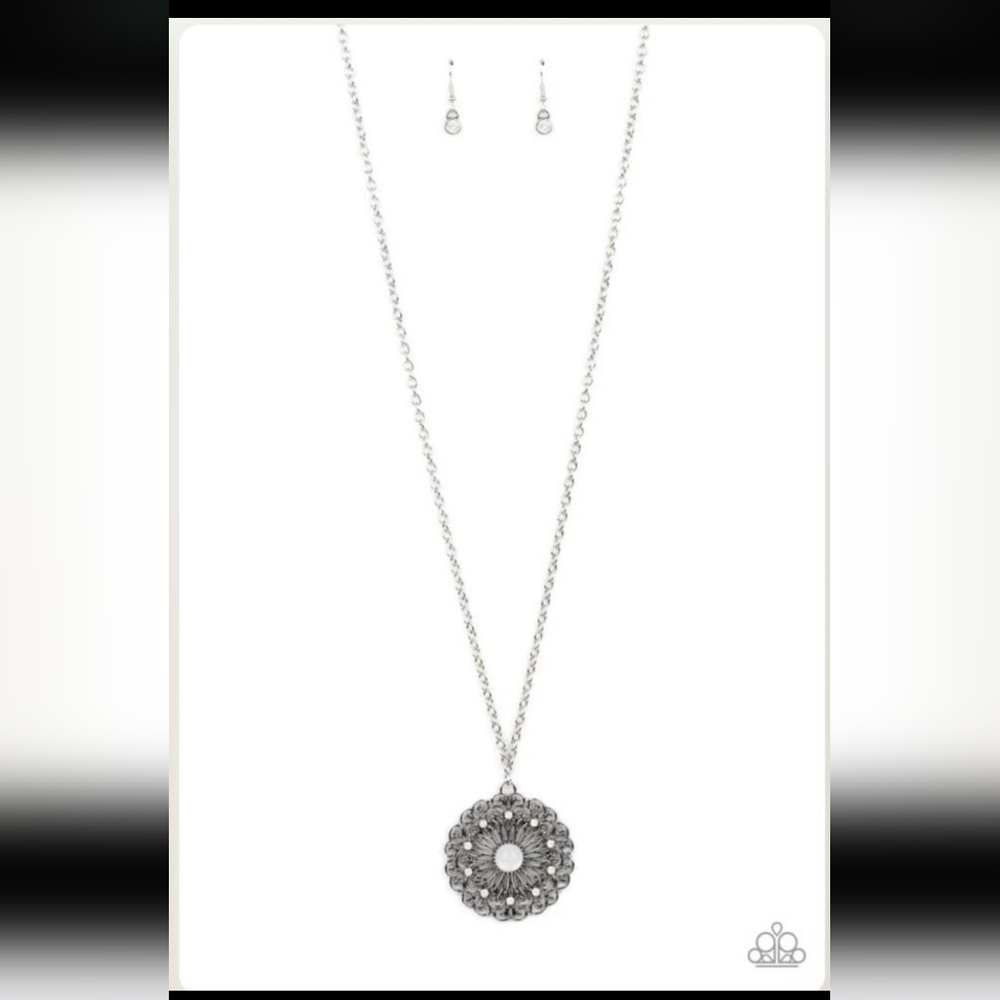Paparazzi Silver Floral Pendant Necklace Opal Gardens White Fashion Jewelry